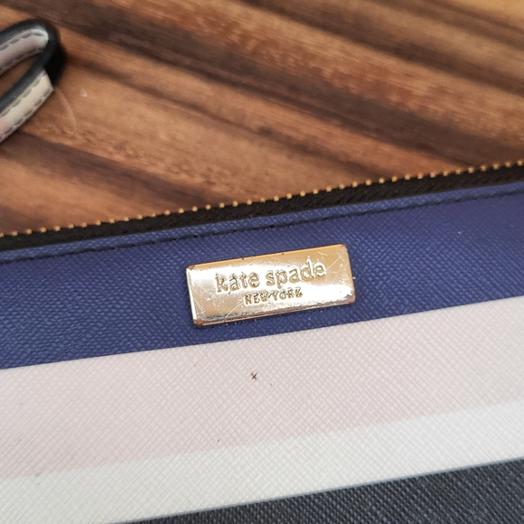 Kate Spade Black, Pink & White Striped Wristlet, Signature Logo on Inside, EUC - Picture 3 of 5